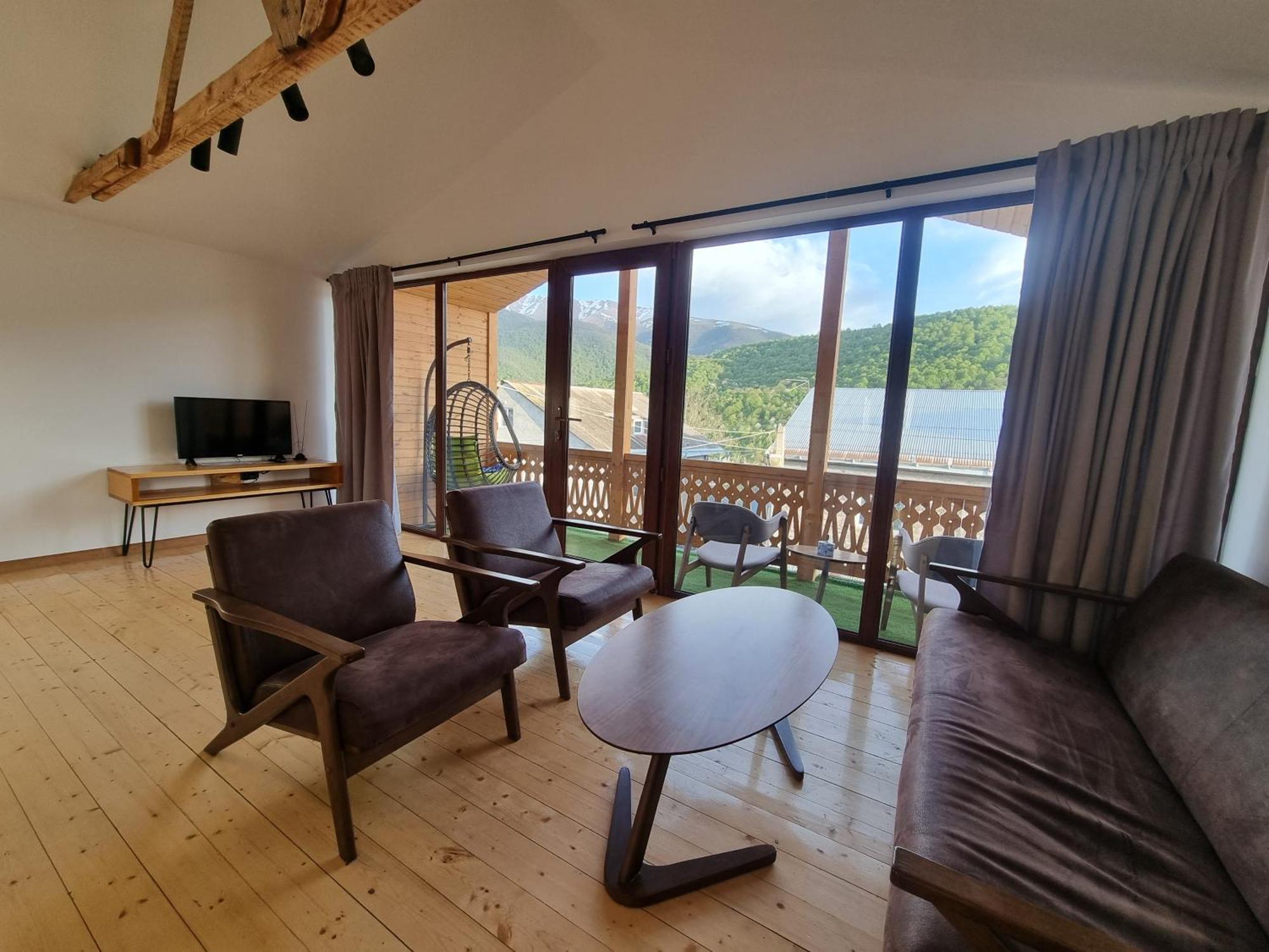 The Penthouse ,Apartment With 2 Bedrooms,Whole Apartment, Апартмент Целиком Dilijan Exterior photo